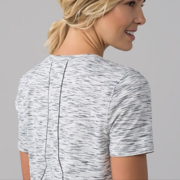 Lululemon Long Distance Short Sleeve Sz 4 Space Dye Black White - Picture 3 of 10